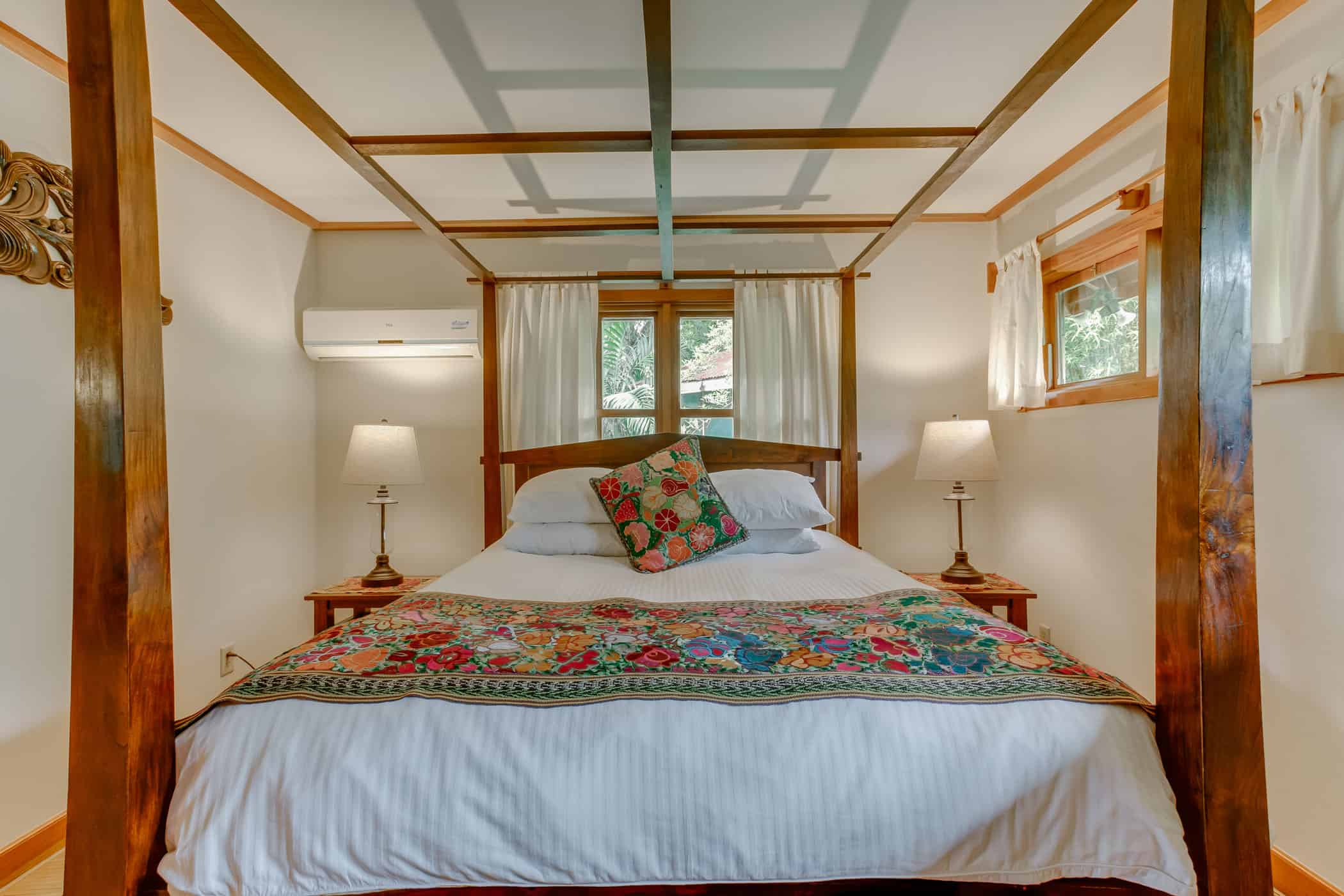 Chaa Creek Accommodations Spa Villa Guestroom