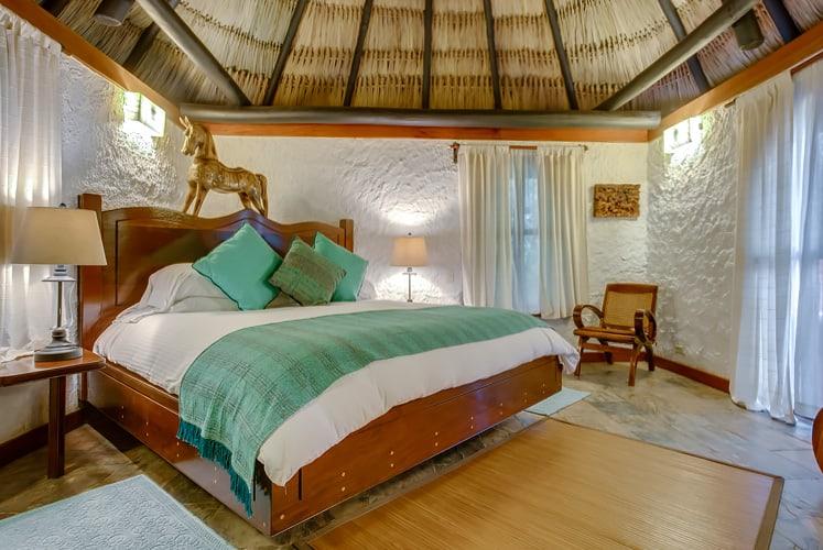 Belize macal jungle suite chaa creek bedroom