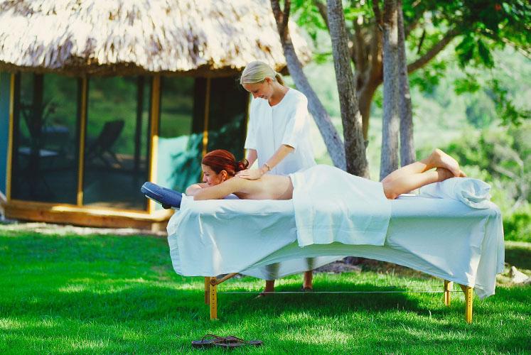 belize spa resort outdoor massage thumbnail