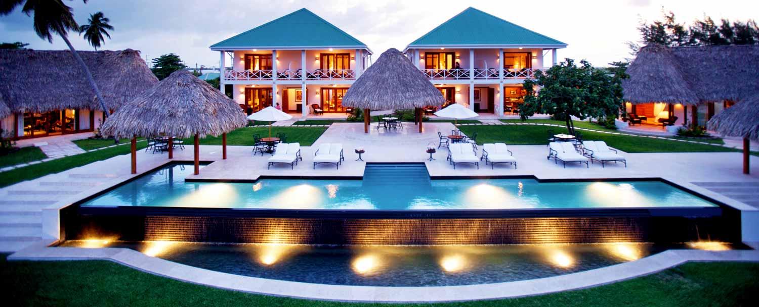 Luxury accomodation at ambergris caye victoa house resort with Chaa Creek's all inclusive belize vacation package
